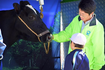 子供たちの笑顔と言葉イメージ